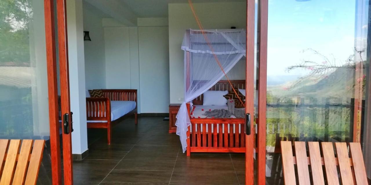 אלה Divine View Homestay מראה חיצוני תמונה