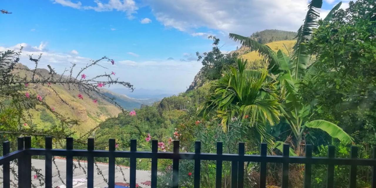 אלה Divine View Homestay מראה חיצוני תמונה