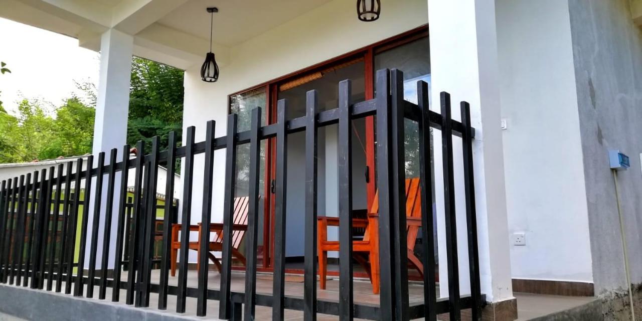 אלה Divine View Homestay מראה חיצוני תמונה